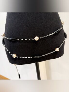 Tanner Faux Pearl and Black Beaded Silver tone Double Layer Chain belt
